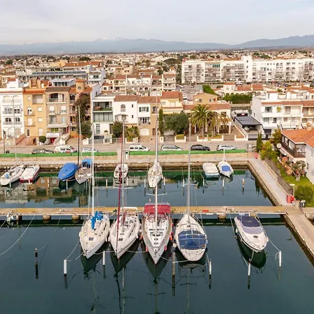Apartment Louane-paradise Empuriabrava
